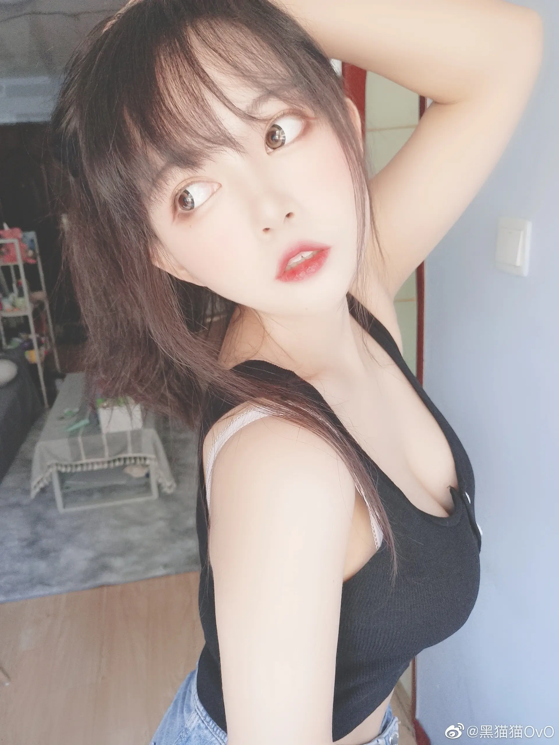 黑猫猫OvO